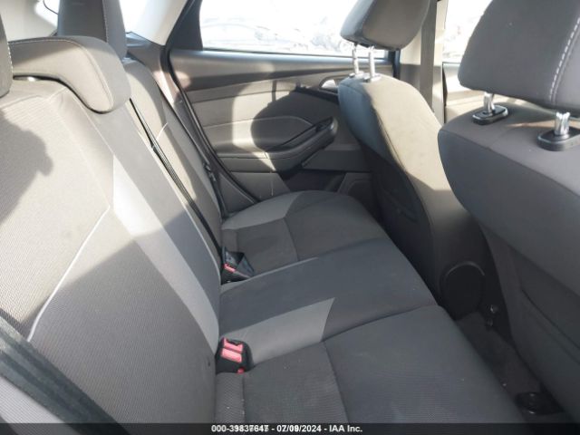 1FADP3K27EL105725 Ford FOCUS SE