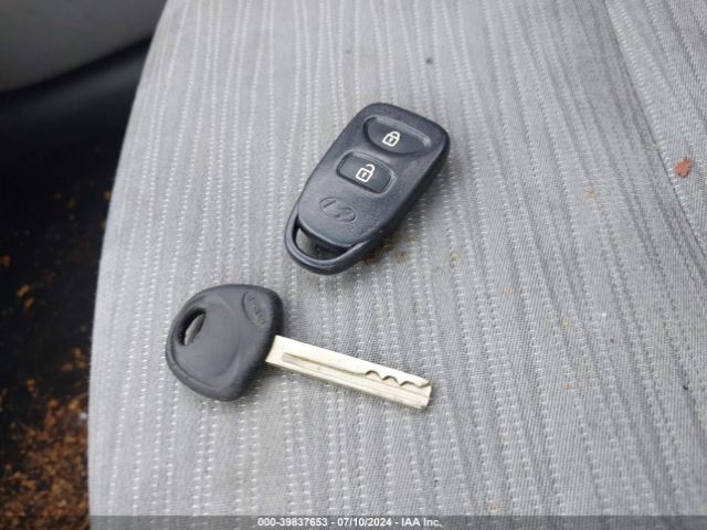 KMHCT4AE3GU947733 Hyundai ACCENT SE
