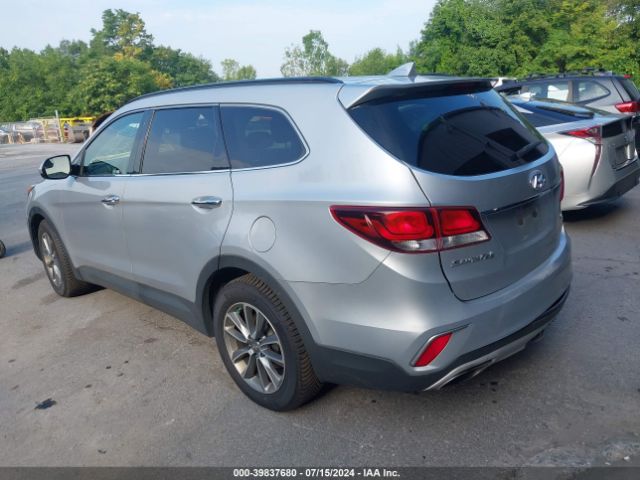 KM8SMDHF8HU208981 Hyundai Santa Fe Se