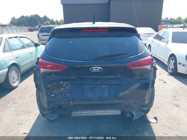 KM8J23A46JU774812 Hyundai TUCSON SE
