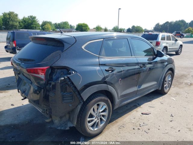 KM8J23A46JU774812 Hyundai TUCSON SE