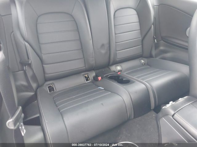 WDDWJ8DB7KF782434 Mercedes-Benz C 300