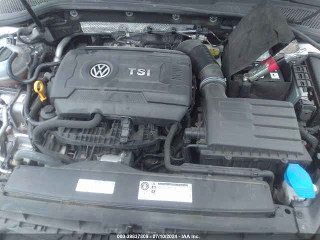 3VW5T7AU0GM043409 Volkswagen Golf Gti Se 4-door