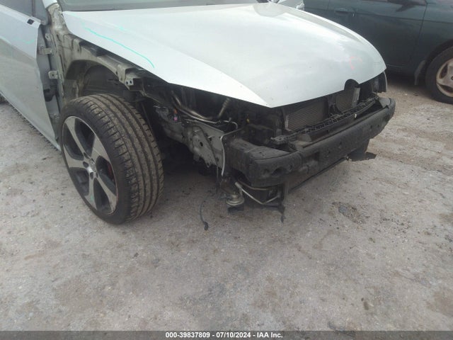 3VW5T7AU0GM043409 Volkswagen Golf Gti Se 4-door