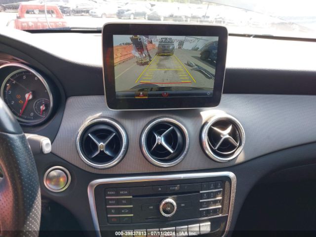 WDDSJ4GB3KN745146 Mercedes-Benz CLA 250 4MATIC