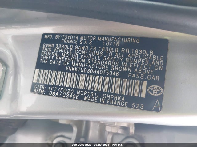 VNKKTUD30HA075046 Toyota Yaris L/le/se