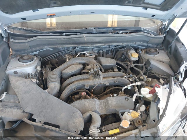 JF2SJAJC1JH579248 Subaru Forester 2.5i Limited