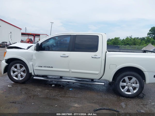 Nissan Titan Sl 2014 1N6BA0EC0EN501924 Image 15