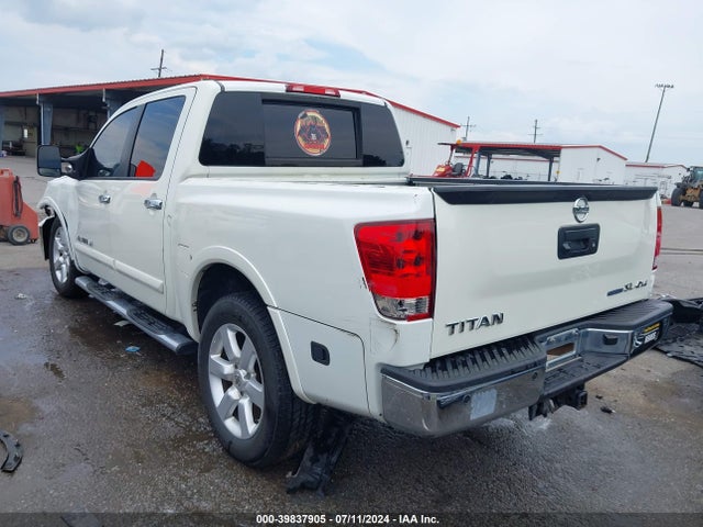 Nissan Titan Sl 2014 1N6BA0EC0EN501924 Image 3