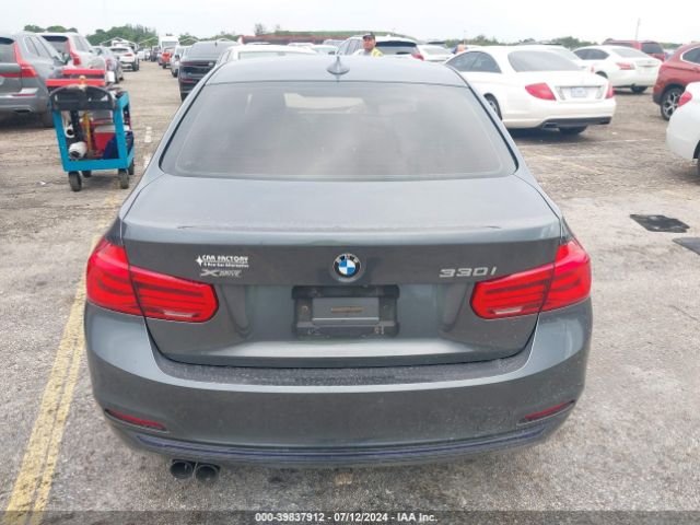 WBA8D9G54JNU68585 BMW 330i Xdrive