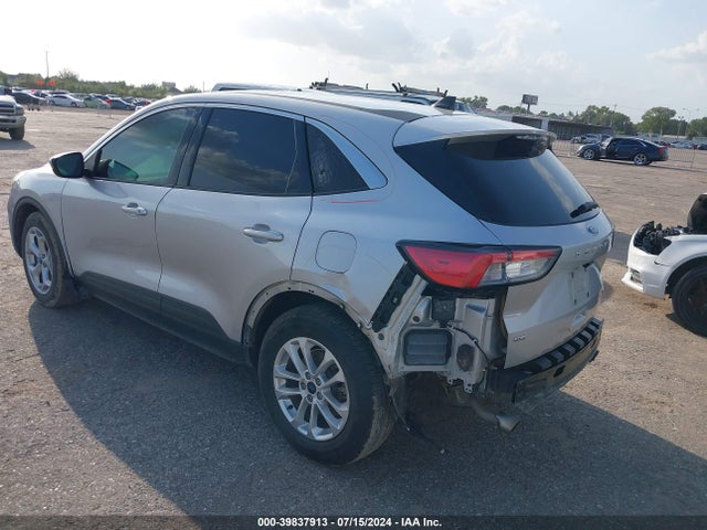 Ford ESCAPE SE 2020 1FMCU0G61LUB67102 Image 3
