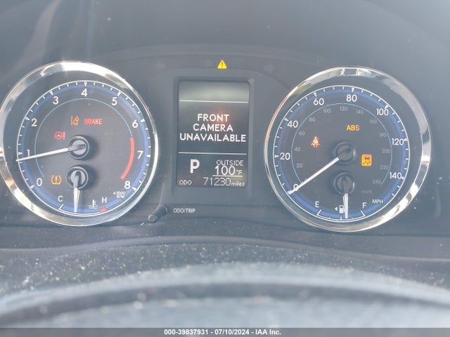 Toyota COROLLA LE 2018 5YFBURHE8JP853903 Image 7