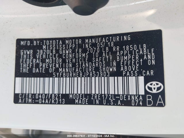 Toyota COROLLA LE 2018 5YFBURHE8JP853903 Image 9
