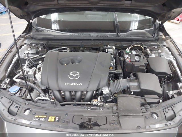 JM1BPACL9K1108758 Mazda Mazda3 Preferred Package