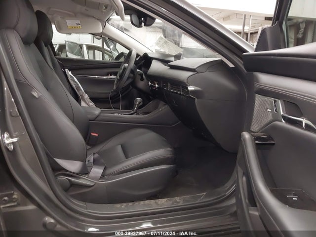 JM1BPACL9K1108758 Mazda Mazda3 Preferred Package