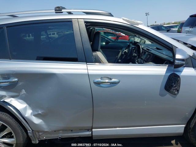 2T3DFREV0HW569768 Toyota Rav4 Platinum