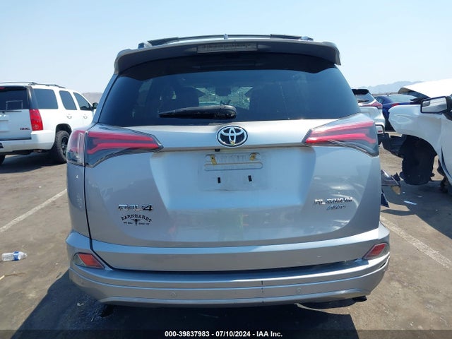 2T3DFREV0HW569768 Toyota Rav4 Platinum