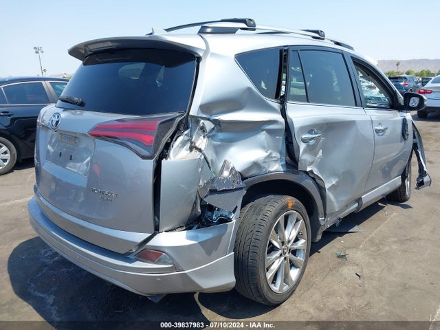 2T3DFREV0HW569768 Toyota Rav4 Platinum