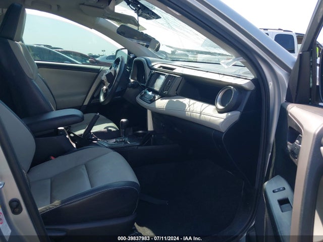 2T3DFREV0HW569768 Toyota Rav4 Platinum