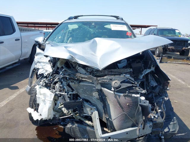 2T3DFREV0HW569768 Toyota Rav4 Platinum