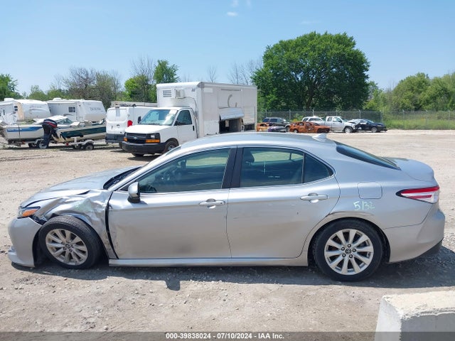 Toyota CAMRY LE 2019 4T1B11HKXKU193797 Image 14