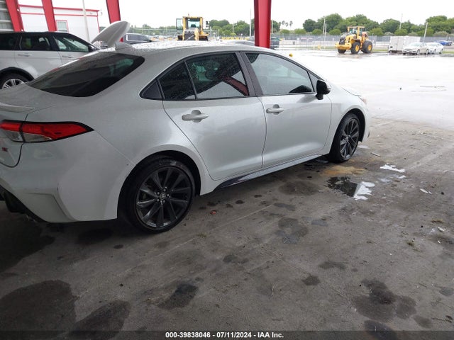 Toyota COROLLA SE 2024 5YFP4MCEXRP171231 Image 4