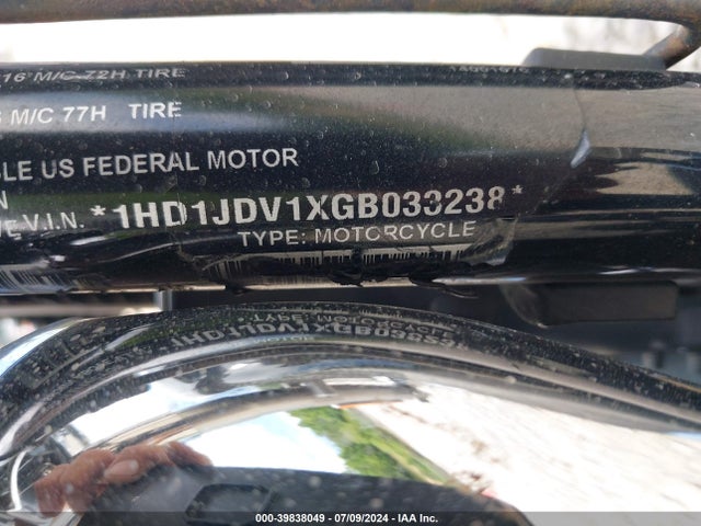 2016 HARLEY-DAVIDSON FLSTN 1HD1JDV1XGB033238 Photo 9
