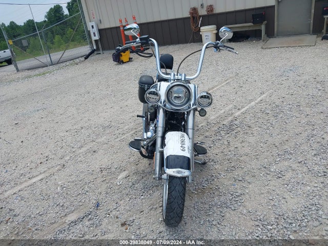 2016 HARLEY-DAVIDSON FLSTN 1HD1JDV1XGB033238 Photo 4