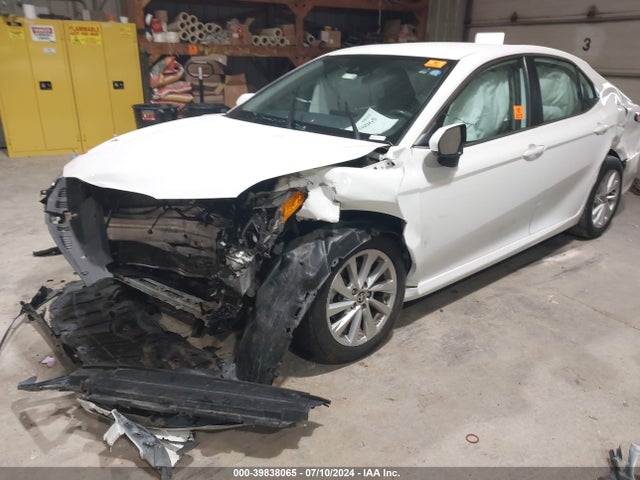 Toyota CAMRY LE 2021 4T1C11AK6MU463755 Image 6