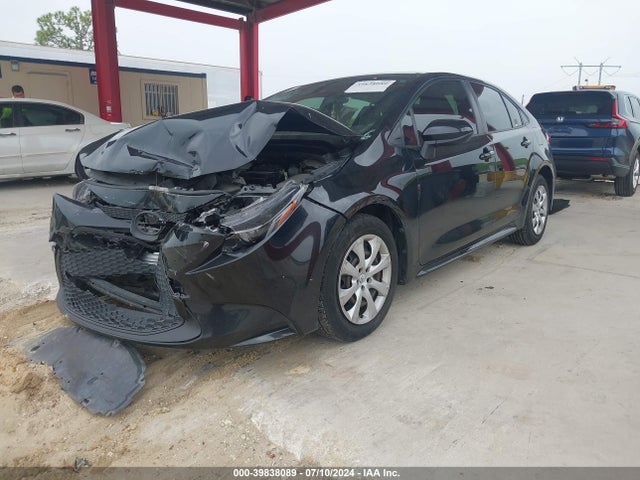 Toyota COROLLA LE 2021 JTDEPMAEXMJ170885 Image 2