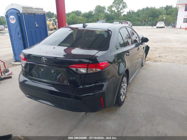 Toyota COROLLA LE 2021 JTDEPMAEXMJ170885 Image 4