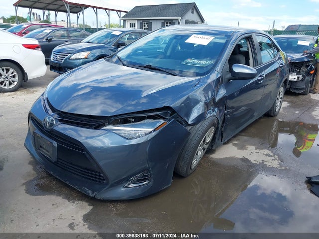 Toyota COROLLA LE 2017 2T1BURHE6HC942895 Image 2