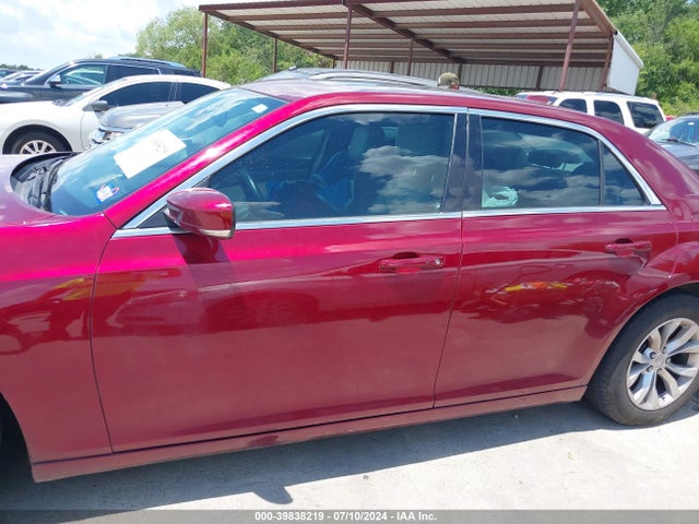 Chrysler 300 Anniversary Edition 2016 2C3CCAAG1GH141868 Image 15