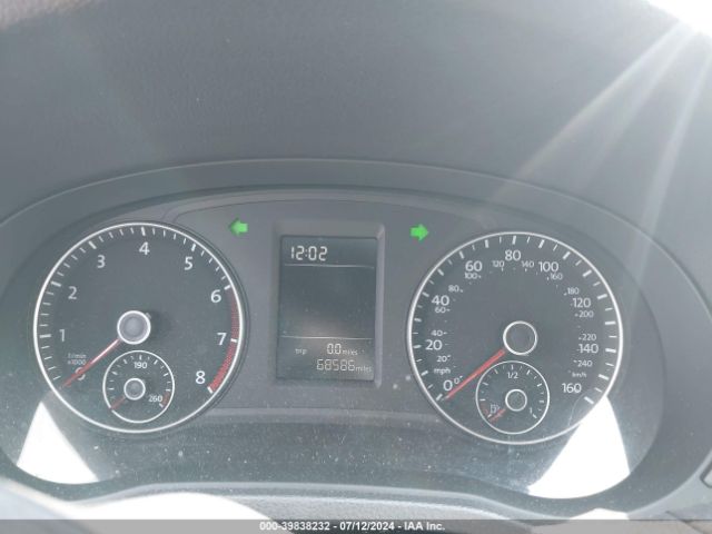 1VWAT7A38FC114183 Volkswagen Passat 1.8t Limited Edition