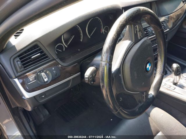 WBA5A5C50FD516266 BMW 5 Series 528i