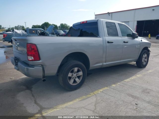 1C6RR7FG4KS636302 RAM 1500 Classic Express Quad Cab 4x4 6'4 Box
