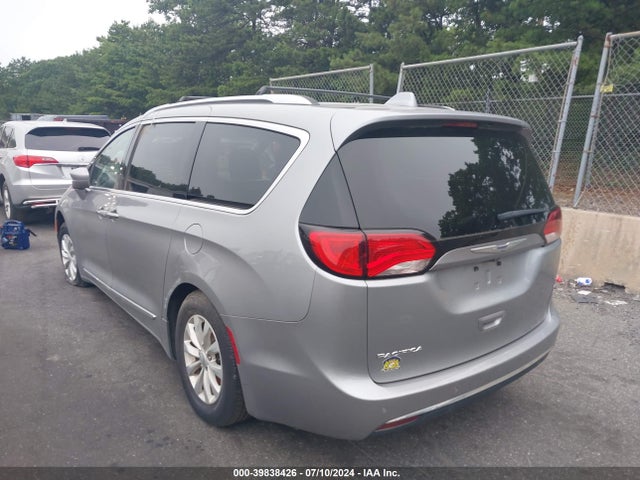 Chrysler Pacifica Touring L 2018 2C4RC1BGXJR365680 Image 3