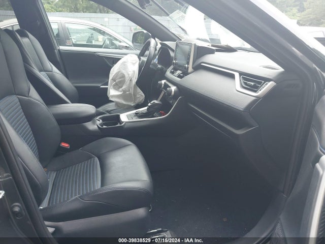 2T3EWRFV2KW035407 Toyota Rav4 Hybrid Xse