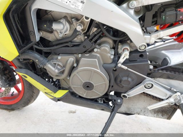 2021 APRILIA TUONO ZD4KSUE0XMS000721 Photo 8