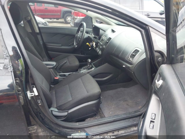 KIA FORTE LX 2018 3KPFK4A77JE192243 Image 5