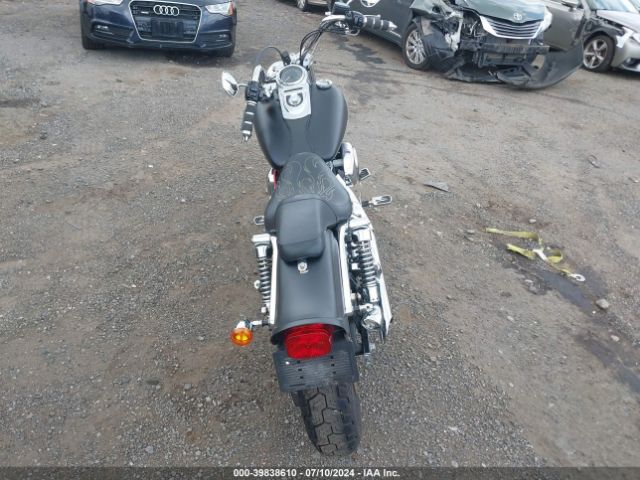 2005 HARLEY-DAVIDSON FXDWGI 1HD1GPW1X5K330344 Photo 5