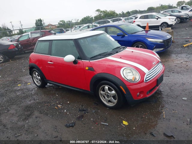 2009 MINI COOPER WMWMF33529TW79612 Photo 0