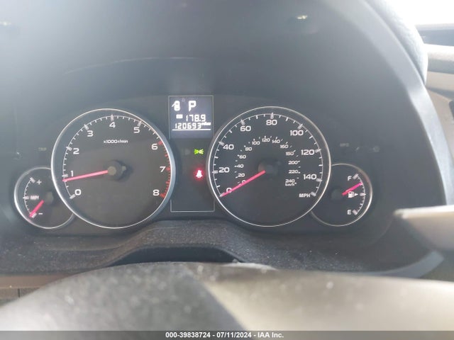 Subaru Outback 2.5i Premium 2014 4S4BRBCC5E3317418 Image 7
