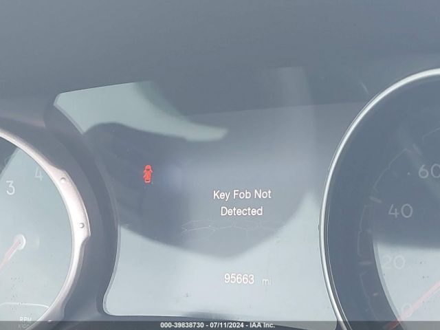3C4NJCBB2JT105842 Jeep Compass Latitude Fwd