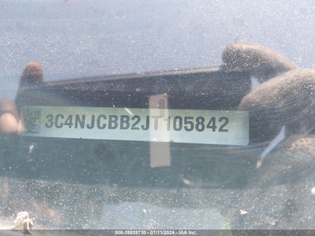 3C4NJCBB2JT105842 Jeep Compass Latitude Fwd