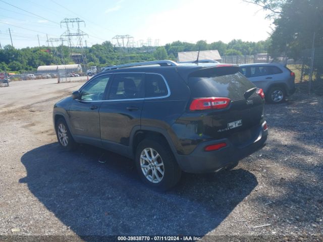 1C4PJMCS7GW120255 Jeep Cherokee Latitude