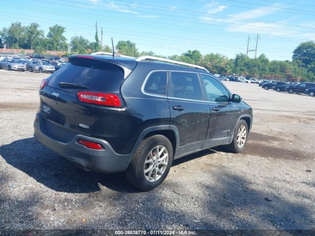 1C4PJMCS7GW120255 Jeep Cherokee Latitude