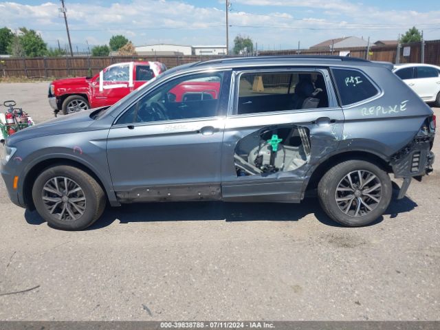 3VV2B7AX3KM143968 Volkswagen Tiguan 2.0t Se/2.0t Sel/2.0t Sel R-line/2.0t Sel R-line Black