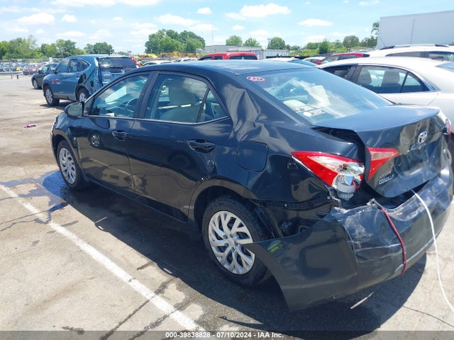 Toyota COROLLA LE 2017 5YFBURHE2HP735727 Image 3