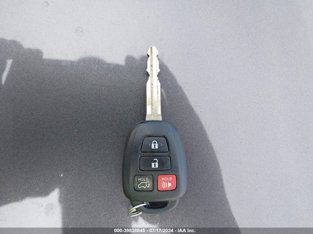 Toyota Rav4 Xle 2016 2T3RFREV1GW464631 Image 11